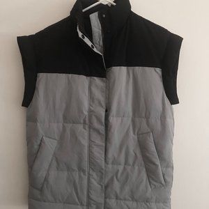 Everlane Puffer Vest